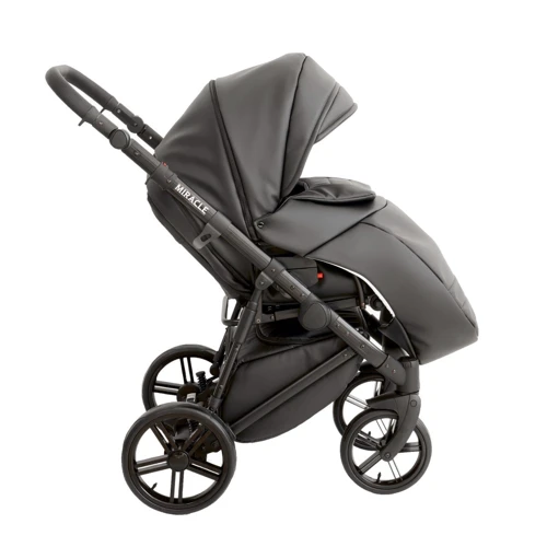 Универсальная коляска 2 в 1 Broco Miracle Black 9023-BMB-01, black, черный: Возможность установки люльки есть