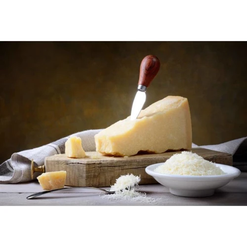 Сыр Castelli del Grevepesa Грана Падано 32% (DL15732): Текстура твердая