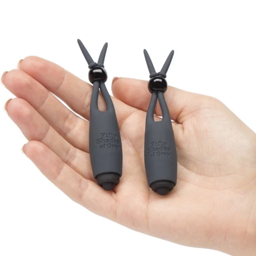 Виброзажимы для сосков Fifty Shades of Grey, Sweet Torture Vibrating Nipple Clamps