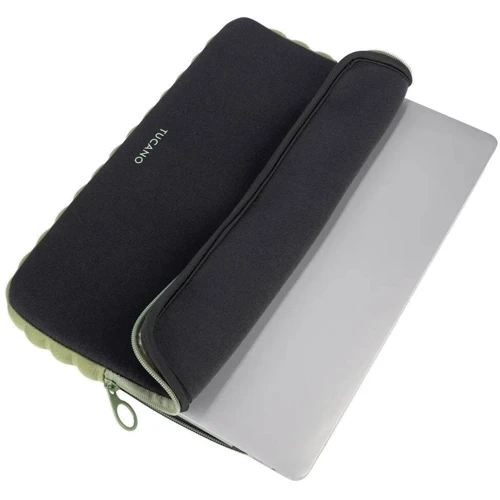 Tucano Offroad Black (BFCAR1314-BK) for MacBook 13-14": Тип аксессуара чехол
