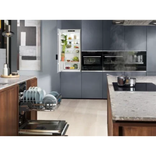 Варочная поверхность Electrolux EIS6648: Индукционных конфорок 4