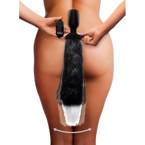 Анальная пробка Xr Brands Waggerz Moving and Vibrating Fox Tail Anal Plug с хвостом