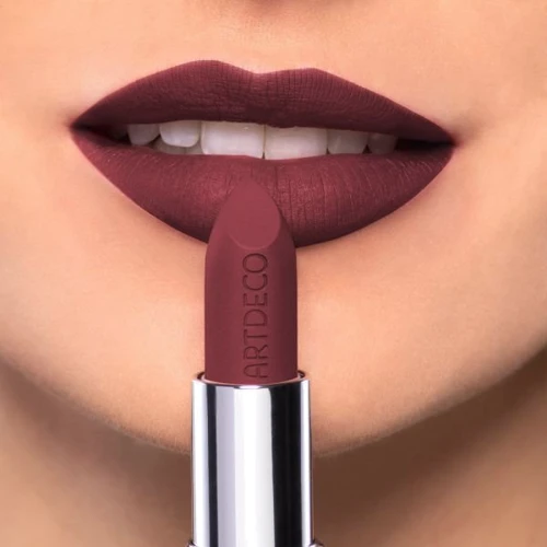 ARTDECO High Perfomance Lipstick №749 Mat garnet red Помада для губ 4 g: Вид Губная помада
