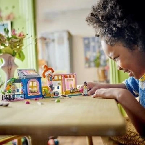 Конструктор LEGO Friends Магазин винтажной одежды (42614) фото 4