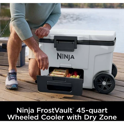 Термобокс Ninja FrostVault 42L Hard Cooler FB245EUWH: Об'єм 42 л