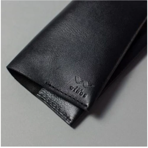Обложка для паспорта The Wings черная (TW-PassportHolder-black-ksr): Пол Унисекс