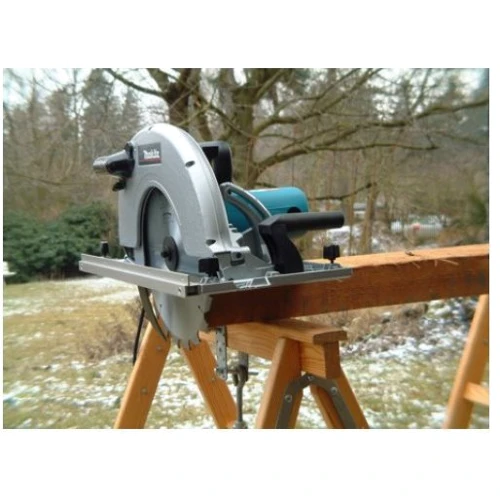Пила дискова Makita 5143R: Конструкція ручна