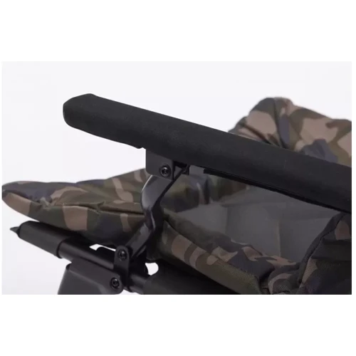 Кресло Prologic Avenger Comfort Camo Chair W/Armrests & Covers (1846.15.47): Материал покрытия Oxford 600D