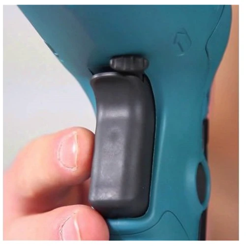 Шуруповерт сетевой Makita FS4000: Количество скоростей работы 1