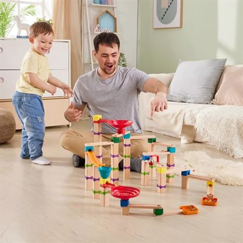 Конструктор-лабиринт Hape Marble Run Трюки и повороты 129 элементов (E1100) фото 6