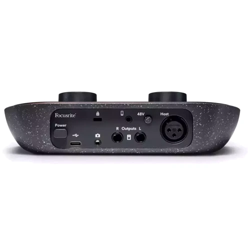 Аудиоинтерфейс FOCUSRITE Vocaster One: Количество каналов 2.0