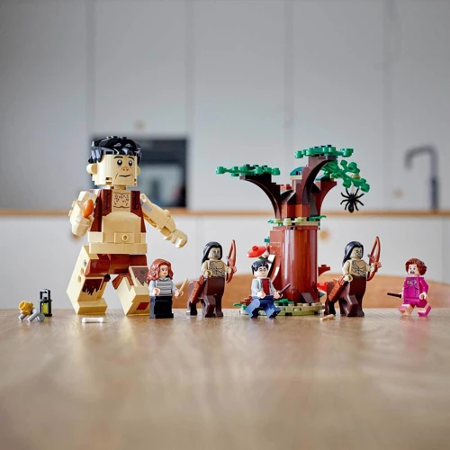 Конструктор LEGO Harry Potter Запретный лес: Грохх и Долорес Амбридж (75967): Серия Harry Potter