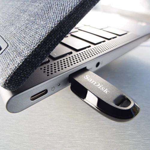 USB-флешка SanDisk 64GB USB 3.2 Ultra Curve Black (SDCZ550-064G-G46) фото 5