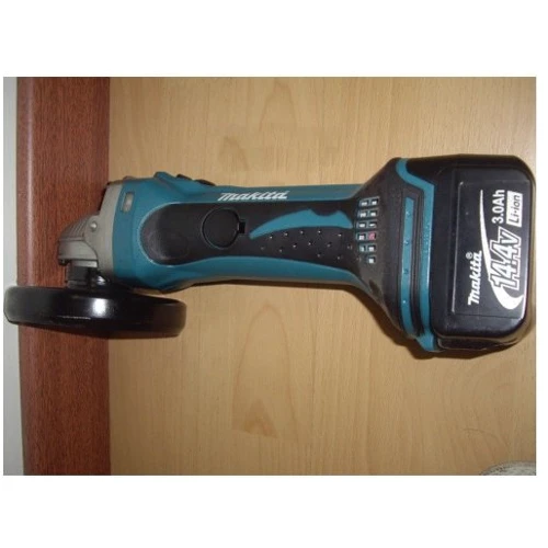 Шлифмашина угловая (болгарка) Makita BGA450RFE: Макс. частота вращения диска 10000 об/мин