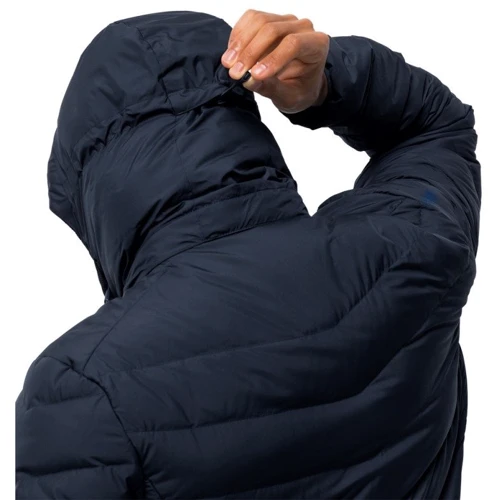 Пуховик Jack Wolfskin Fairmont Men 1203591-1010 46 синій зимовий з капюшоном: Фасон Стьобаний