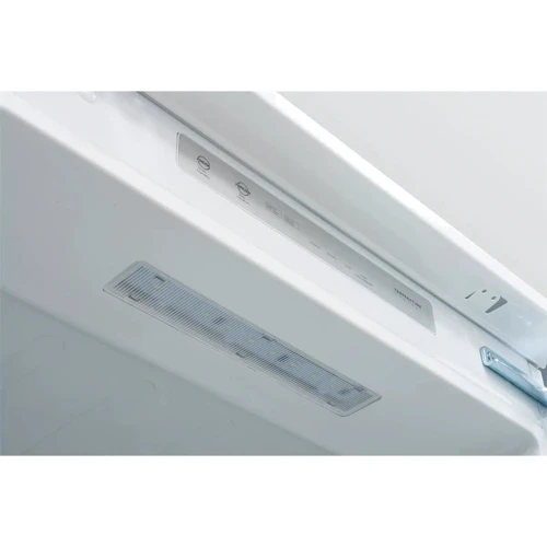 Вбудовуваний холодильник BERG CZZ194NB12E