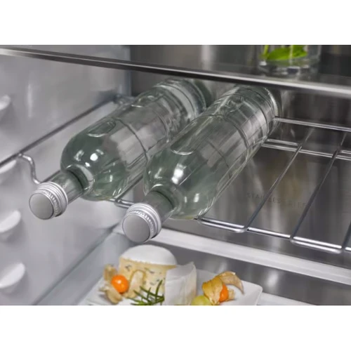 Встраиваемый холодильник Electrolux ENC8MC19S: Мощность замораживания 5 кг/сутки