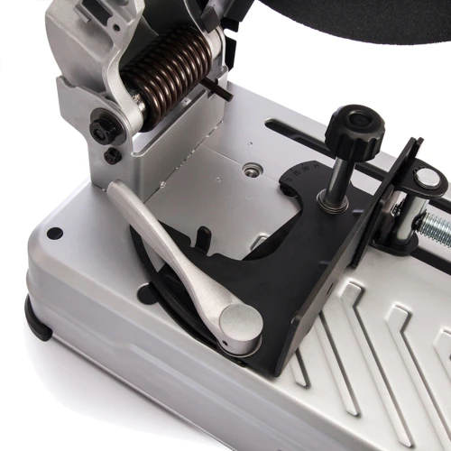 Дисковая пила Makita LW1400