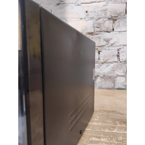 Samsung ME83X (Микроволновые печи)(78910262)Stylus Approved: Причина уценки Товар новый, рабочий. Небольшая вмятина с правой стороны (кожух), на работу не влияет
