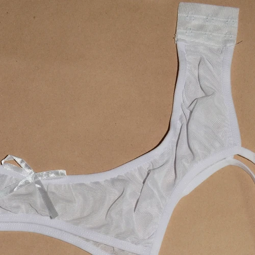 Пояс для чулок + стринги NDS 9905-1 White M/L (23579)