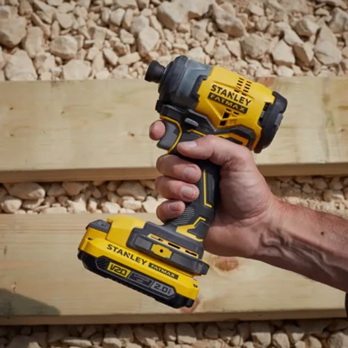 Гайковерт Stanley SFMCF820D2K: Тип патрона квадрат 1/4"