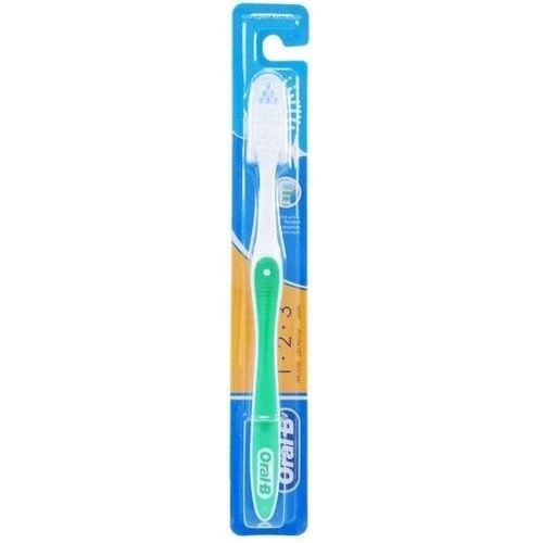 Oral-B Зубна щітка Shiny Clean 40