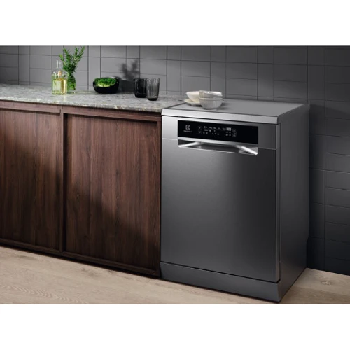 Посудомийка ELECTROLUX ESM89400SX: Місткість (комплектів) 14