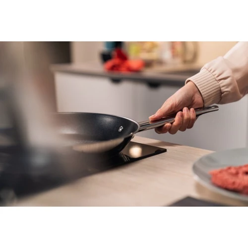Сковорода Tefal Cook Eat 24 см (B9220404): Тип варочной поверхности Электрическая, Стеклокерамическая, Стеклокерамическая, Индукционная, Галогеновая, Газовая