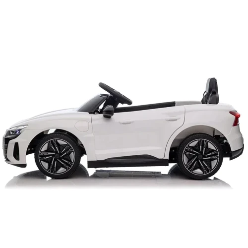 Дитячий електромобіль Bambi Racer Audi Audi e-tron GT білий (M 4938EBLR-1): Вид автомобиль