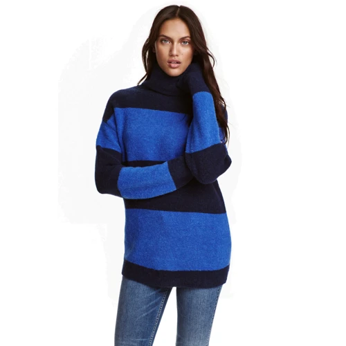 Свитер H&M 114201644 44 синий с высокой горловиной