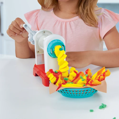 Ігровий набір HASBRO Play Doh Картопля Фрі (F1320): Виробник Hasbro
