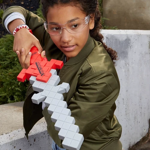 Бластер Hasbro Nerf Майнкрафт меч Хартстілер (F7597): Тип меч, щит, кинжал