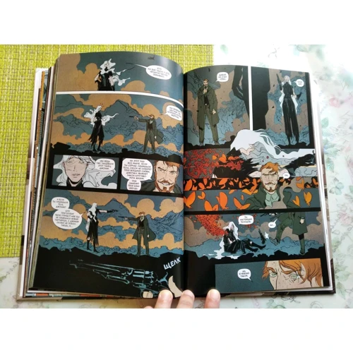 Келлі Сью Деконнік: Смертельно чудова. Книга 2: Обкладинка Твердая