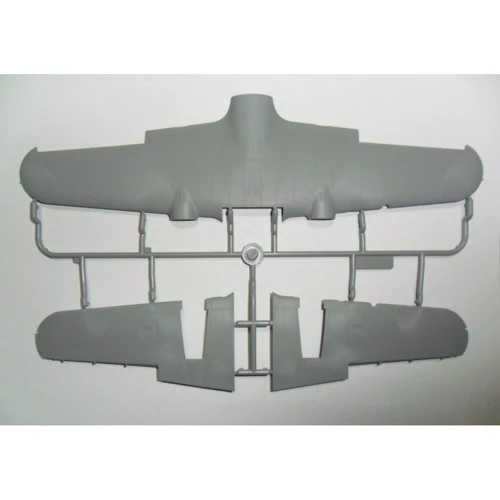Німецький літак-розвідник Do 215B-4 WWII German reconnaissance plane (ICM72305) фото 5