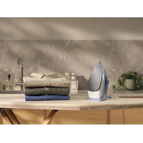 Утюг Electrolux E3SI1-2LG