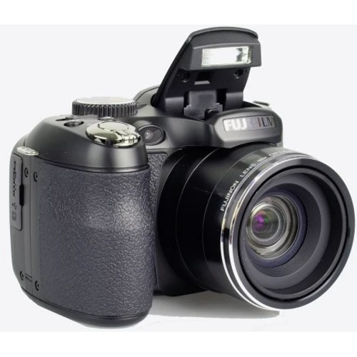 Fujifilm FinePix S2980 black (UA): Оптический зум 18x