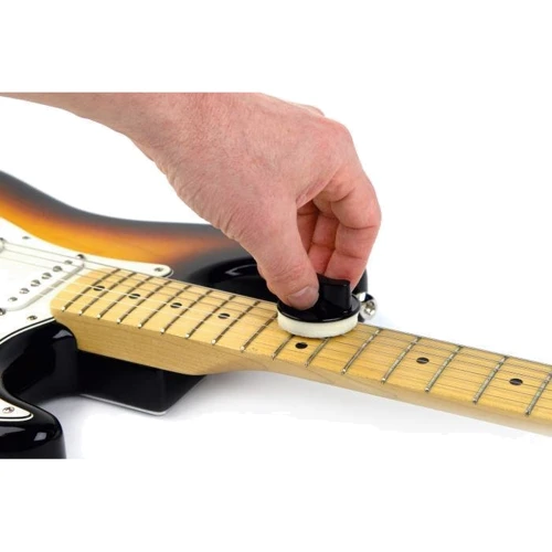 PLANET WAVES XLR8 STRING LUBRICANT & CLEANER