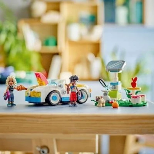 Конструктор LEGO Friends Электромобиль и зарядное устройство (42609): Количество деталей, шт. 170