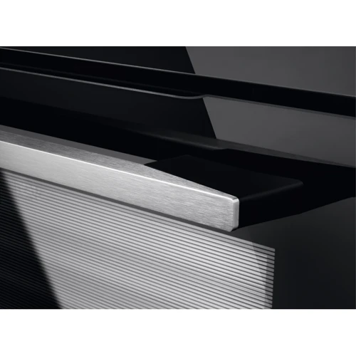 Духовой шкаф электрический Electrolux OKC8P31X: Объем, л 42