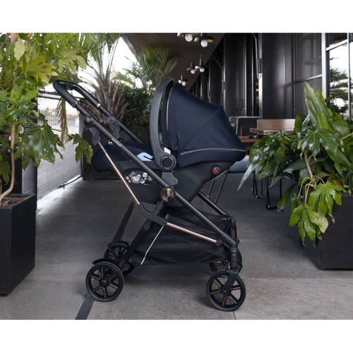 Коляска Peg-Perego Vivace Blue Shine синяя (IP28000000RO51PL31): Тип коляски Прогулочная