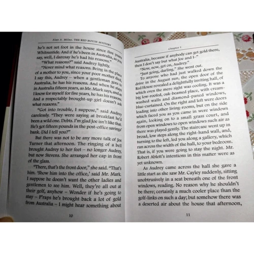 Alan A. Milne: The Red House Mystery: Количество страниц 288