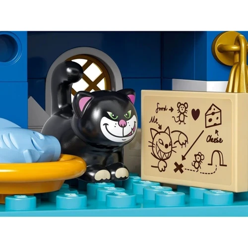 Конструктор LEGO Disney Princess Замок Золушки и карета 596 деталей (43275) фото 5