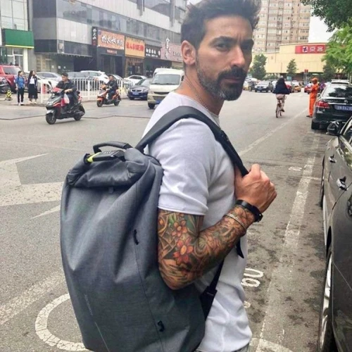 XD Design Bobby Urban Lite Anti-Theft Backpack Grey (P705.502) for MacBook Pro 15-16": Цвет серый (Space Gray)
