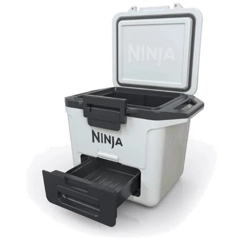 Термобокс Ninja FrostVault 28L Hard Cooler - Cloud White FB131EUWH	: Материал изоляции Пластик