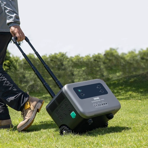 Зарядная станция Zendure SuperBase 2000 Pro 2096Wh 2000W (ZDSBP2000) UA: Количество USB 4