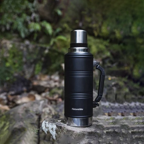 Термос Naturehike Q-9H NH19SJ011 304 сталь с ручкой черный 2.2 л (6927595740279): Цвет черный