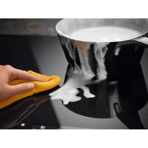 Варильна поверхня електрична Electrolux EIS8648 фото 12