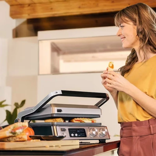 Электрогриль Braun MultiGrill 7 CG 7044: Мощность, Вт 2000