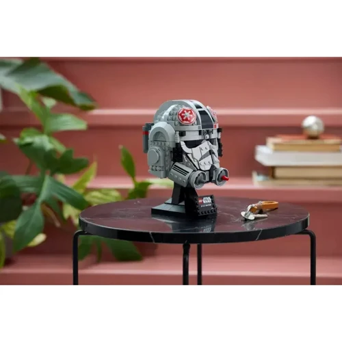 Конструктор LEGO Star Wars Шлем водителя AT-AT (75429) фото 6