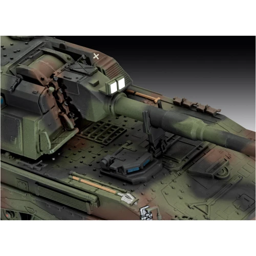Сборная модель-копия Revell САУ Panzerhaubitze 2000 (версия UA) Уровень 4 (RVL-63347): Тип модели танк